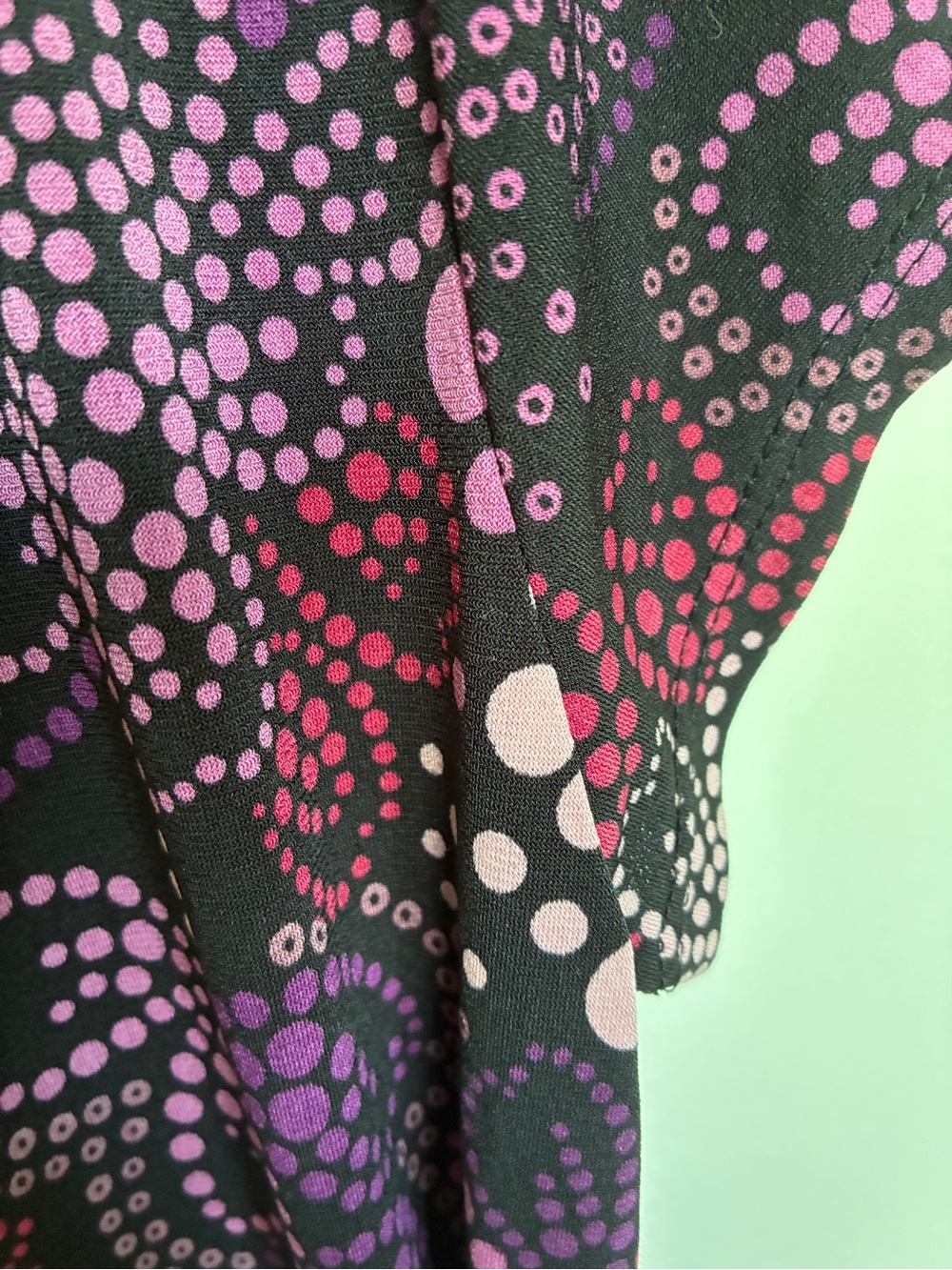 Suzie Couture Short Sleeve Blouse - Picture 13 of 14